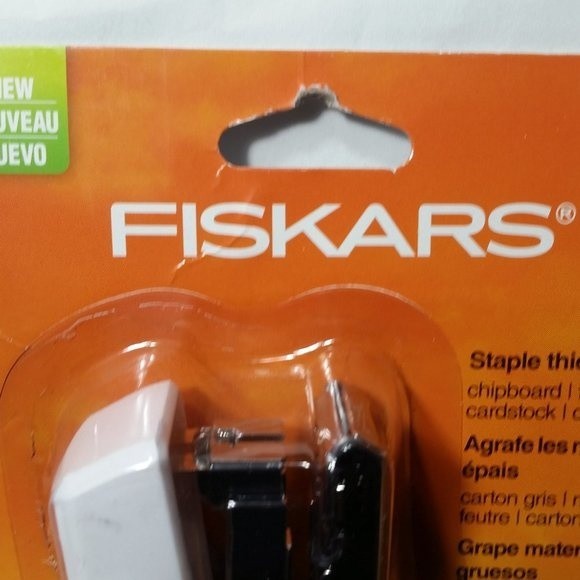 Fiskars Heavy Duty Craft Stapler Thick Materials - Picture 3 of 8